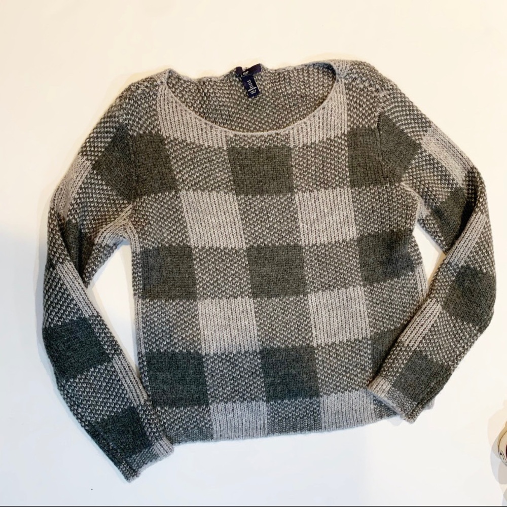 The Gap checkered sweater size small